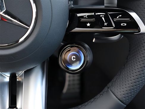 New 2025 Mercedes-Benz GLC 43 AMG 4MATIC image 37