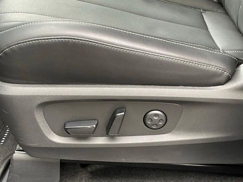 Used 2025 INFINITI QX60 Pure AWD/4WD image 12