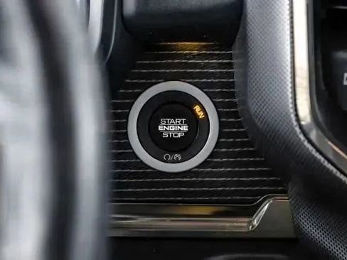 Used 2019 RAM 1500 Limited w/ Advanced Safety Group image 26