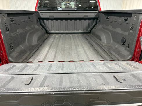 Certified 2024 GMC Canyon AT4 AWD/4WD image 8