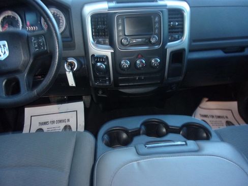 Used 2017 RAM 1500 Classic SLT image 14