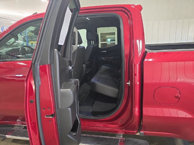 Used 2019 Chevrolet Silverado 1500 RST w/ All-Star Edition AWD/4WD image 24