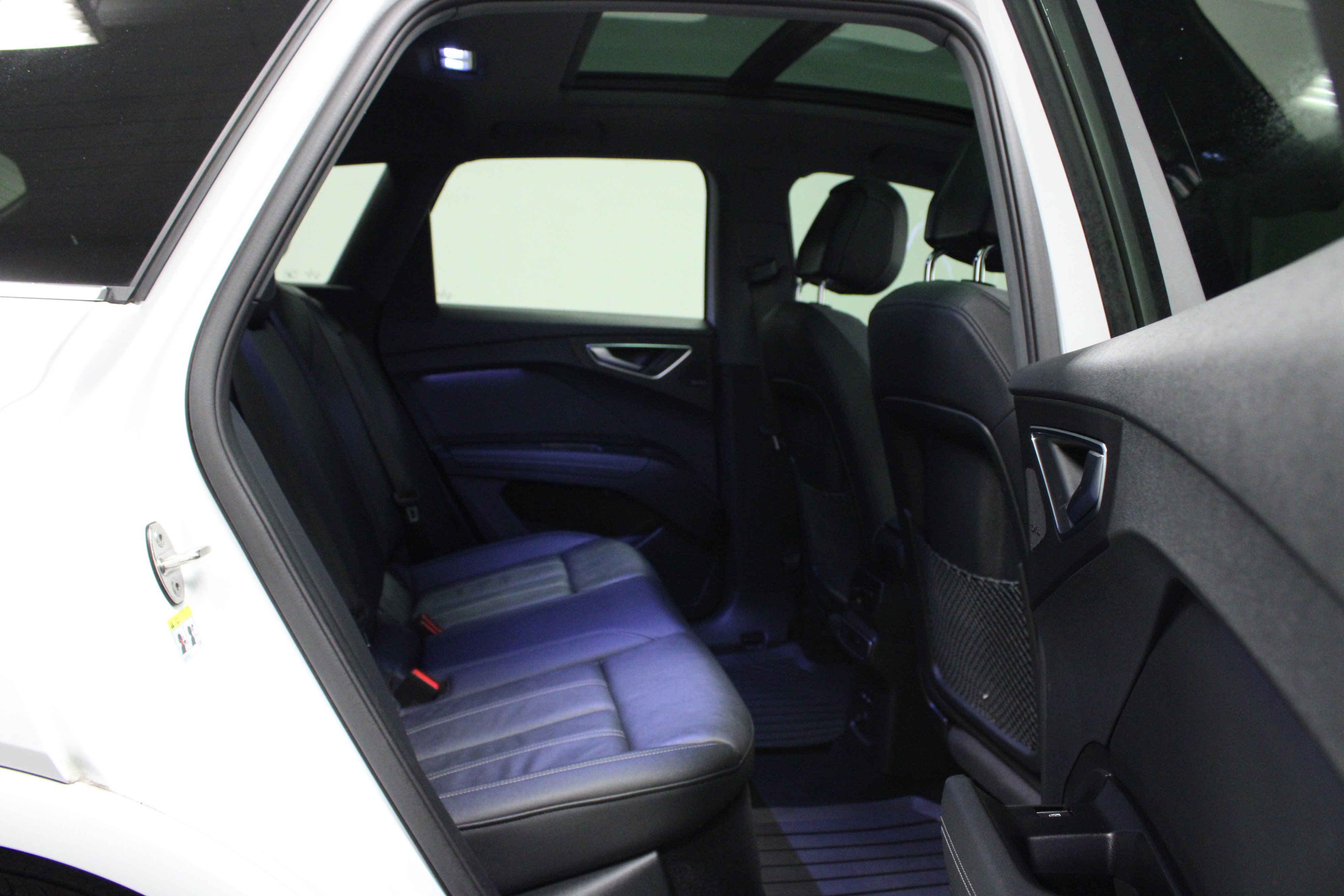 Used 2023 Audi Q4 e-tron Prestige w/ 20" Wheel Package AWD/4WD image 15