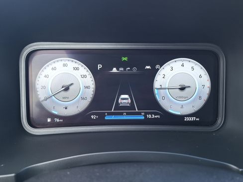 Used 2023 Hyundai Kona Limited FWD image 12