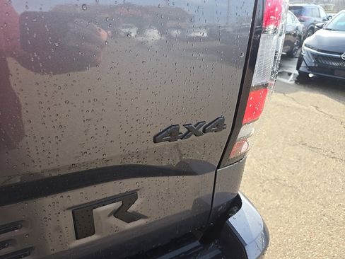 New 2026 Nissan Frontier SV image 25