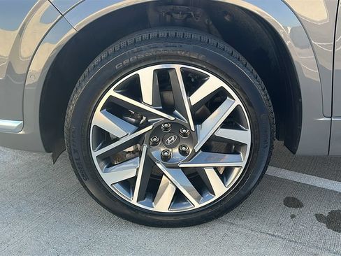 Used 2023 Hyundai Santa Fe Calligraphy AWD/4WD image 7