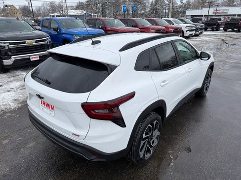 New 2026 Chevrolet Trax RS w/ Driver Confidence Package image 16