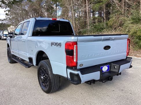 New 2026 Ford F250 Lariat w/ Black Appearance Package image 7