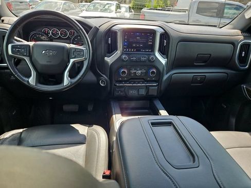 Used 2020 Chevrolet Silverado 1500 LT Trail Boss AWD/4WD image 7