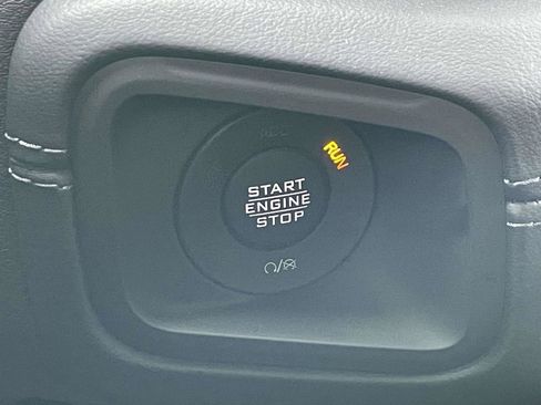 New 2025 Jeep Gladiator Rubicon image 15