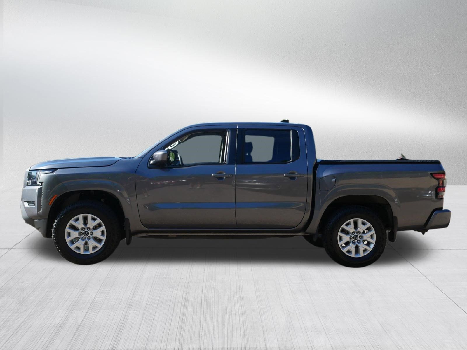 Certified 2022 Nissan Frontier SV w/ Technology Package AWD/4WD image 4