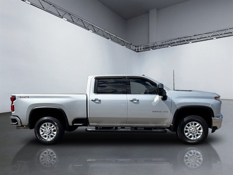 Used 2022 Chevrolet Silverado 2500 LTZ w/ LTZ Convenience Package AWD/4WD image 3