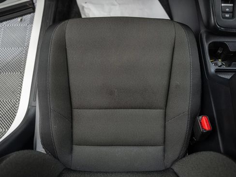 Used 2025 Honda CR-V EX image 29