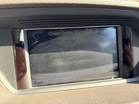 Used 2011 Mercedes-Benz E 350 Cabriolet image 17