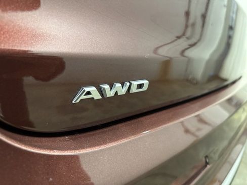 Used 2023 Cadillac XT6 Premium Luxury image 38