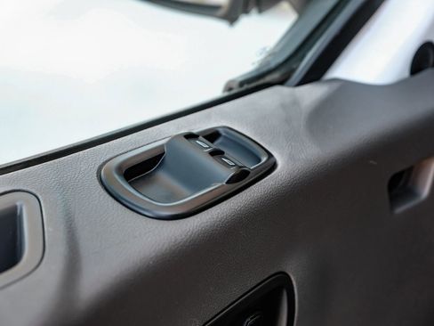 Used 2021 Ford Transit 350 XLT image 37