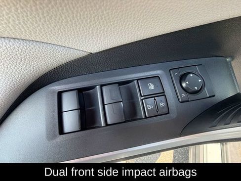 Used 2021 Toyota RAV4 XLE w/ XLE Grade Weather Package AWD/4WD image 21