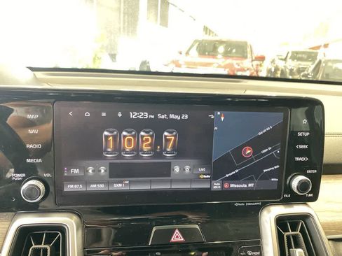 Used 2022 Kia Sorento S w/ Panoramic Sunroof Package AWD/4WD image 27