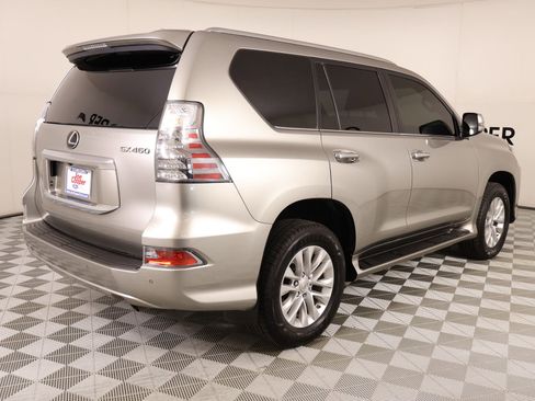 Used 2021 Lexus GX 460 Premium w/ Premium Package image 22