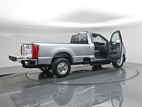 Used 2024 Ford F350 XL w/ XL Chrome Package image 5
