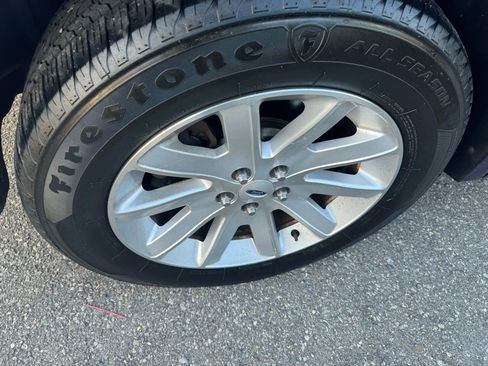 Used 2011 Ford Flex SEL w/ Rapid Spec Order Code FWD image 42
