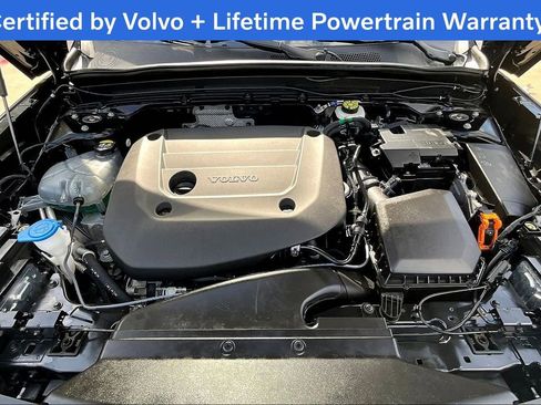 Certified 2023 Volvo XC40 B5 Plus w/ Driver Assist Package image 12