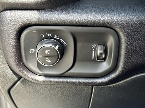 Used 2022 RAM 2500 Big Horn w/ Night Edition image 43