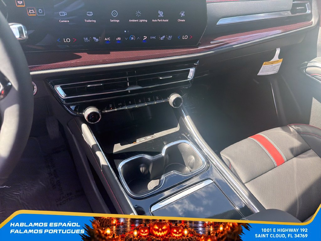 New 2027 Chevrolet Traverse RS FWD image 19