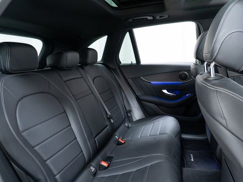 Used 2022 Mercedes-Benz GLC 300 4MATIC image 24