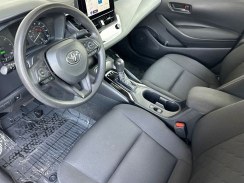 Used 2024 Toyota Corolla LE FWD image 11