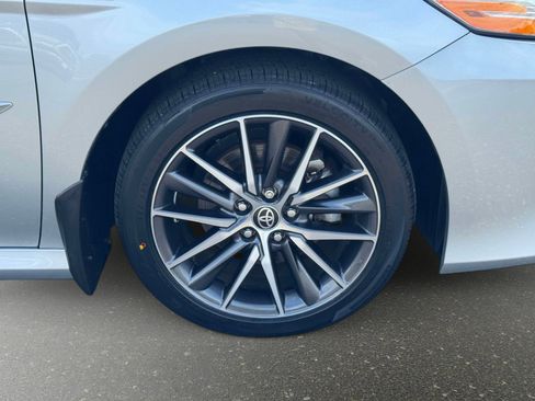 Certified 2021 Toyota Camry XLE FWD image 8