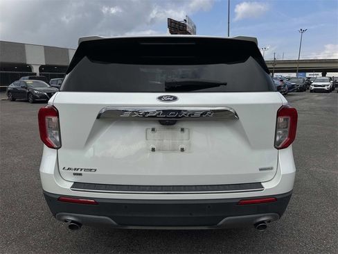 Used 2020 Ford Explorer Limited image 12
