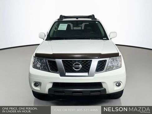 Used 2020 Nissan Frontier PRO-4X w/ Pro-4x Utility Package AWD/4WD image 2