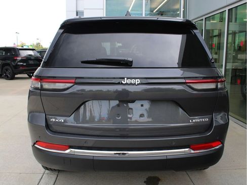 New 2025 Jeep Grand Cherokee Limited image 7