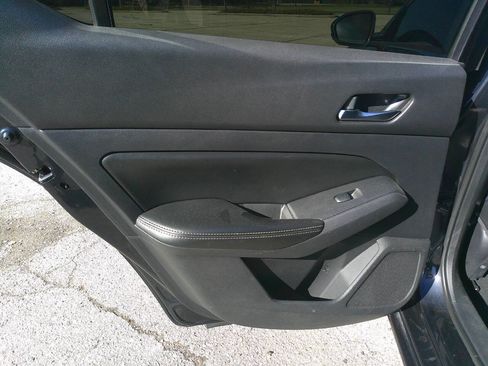 Used 2019 Nissan Altima 2.5 SL image 11