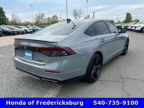 Used 2025 Honda Accord Sport image 6