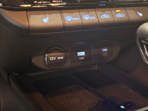 Used 2024 Hyundai Elantra N image 35