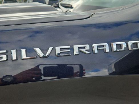 Used 2022 Chevrolet Silverado 1500 LT RWD image 32
