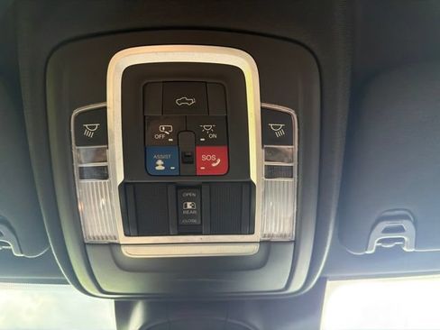 Used 2019 RAM 3500 Limited AWD/4WD image 37