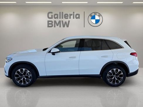 Used 2025 Mercedes-Benz GLC 350e 4MATIC image 12