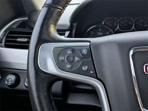 Used 2015 GMC Yukon XL SLT image 18