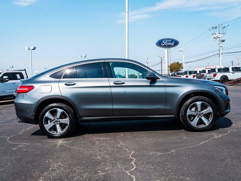 Used 2018 Mercedes-Benz GLC 300 4MATIC Coupe image 3