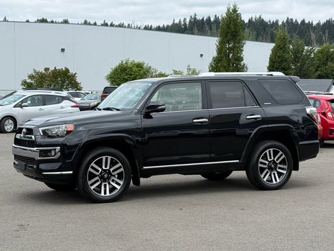 Used 2016 Toyota 4Runner Limited AWD/4WD image 3