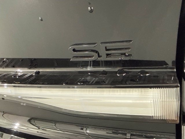 New 2026 Toyota Prius Plug-In Hybrid FWD image 11