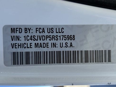 Used 2024 Jeep Wagoneer Series III image 36