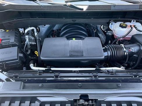 Used 2023 Chevrolet Silverado 1500 RST AWD/4WD image 30