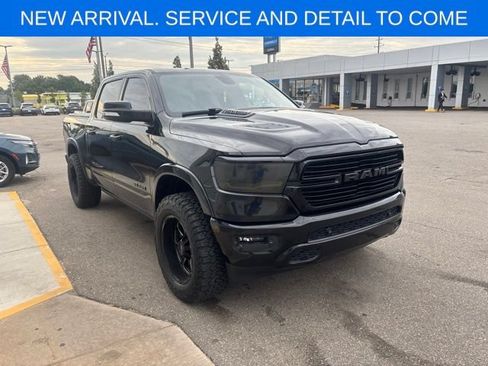 Used 2019 RAM 1500 Laramie AWD/4WD image 6