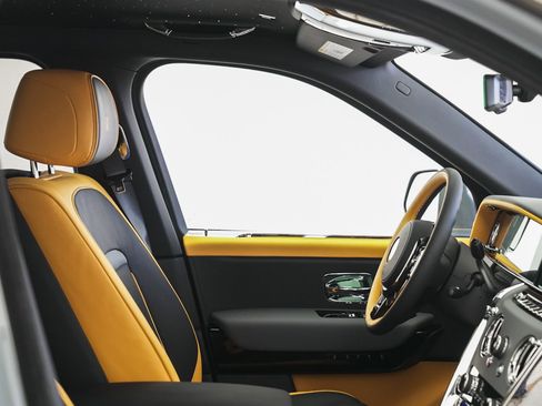 New 2026 Rolls-Royce Cullinan image 33