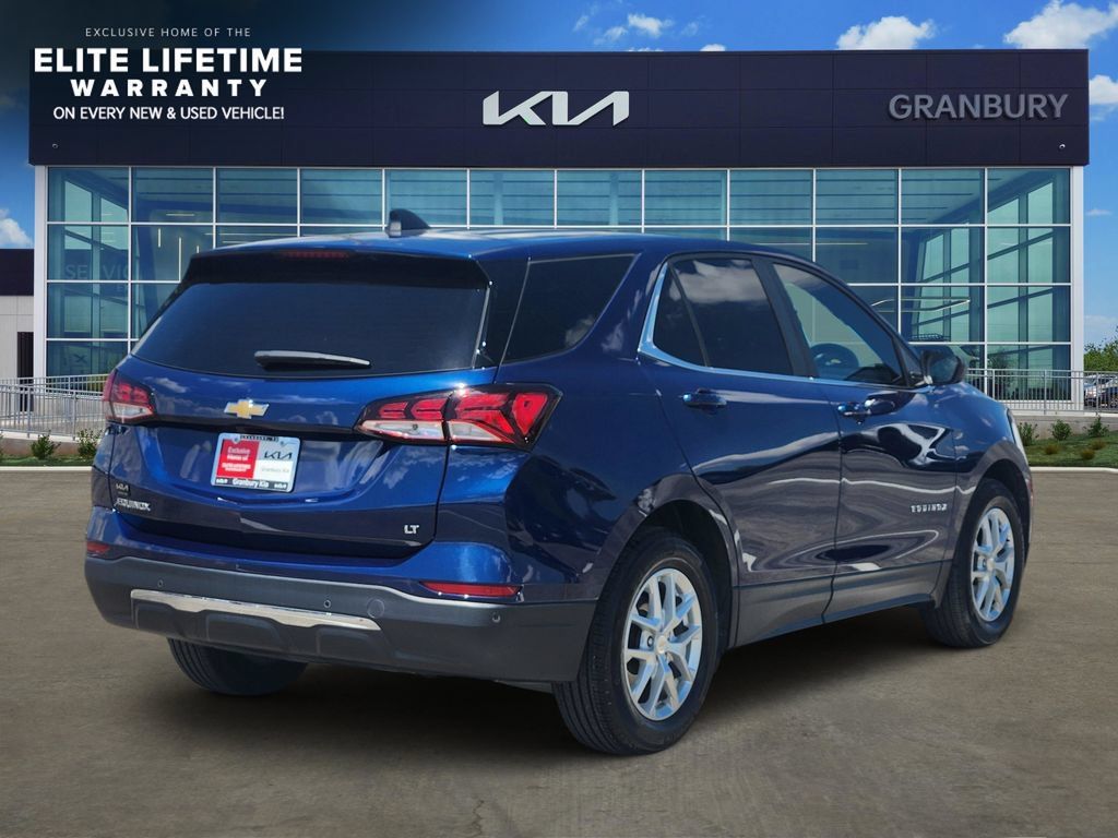 Used 2023 Chevrolet Equinox LT w/ Driver Convenience Package FWD image 5