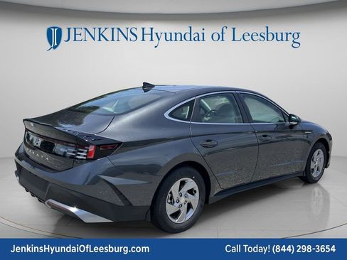 New 2026 Hyundai Sonata SE FWD image 5